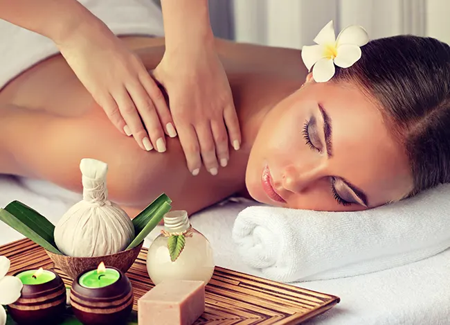 GET A SOOTHING, RELAXING AND VITALISING MASSAGE